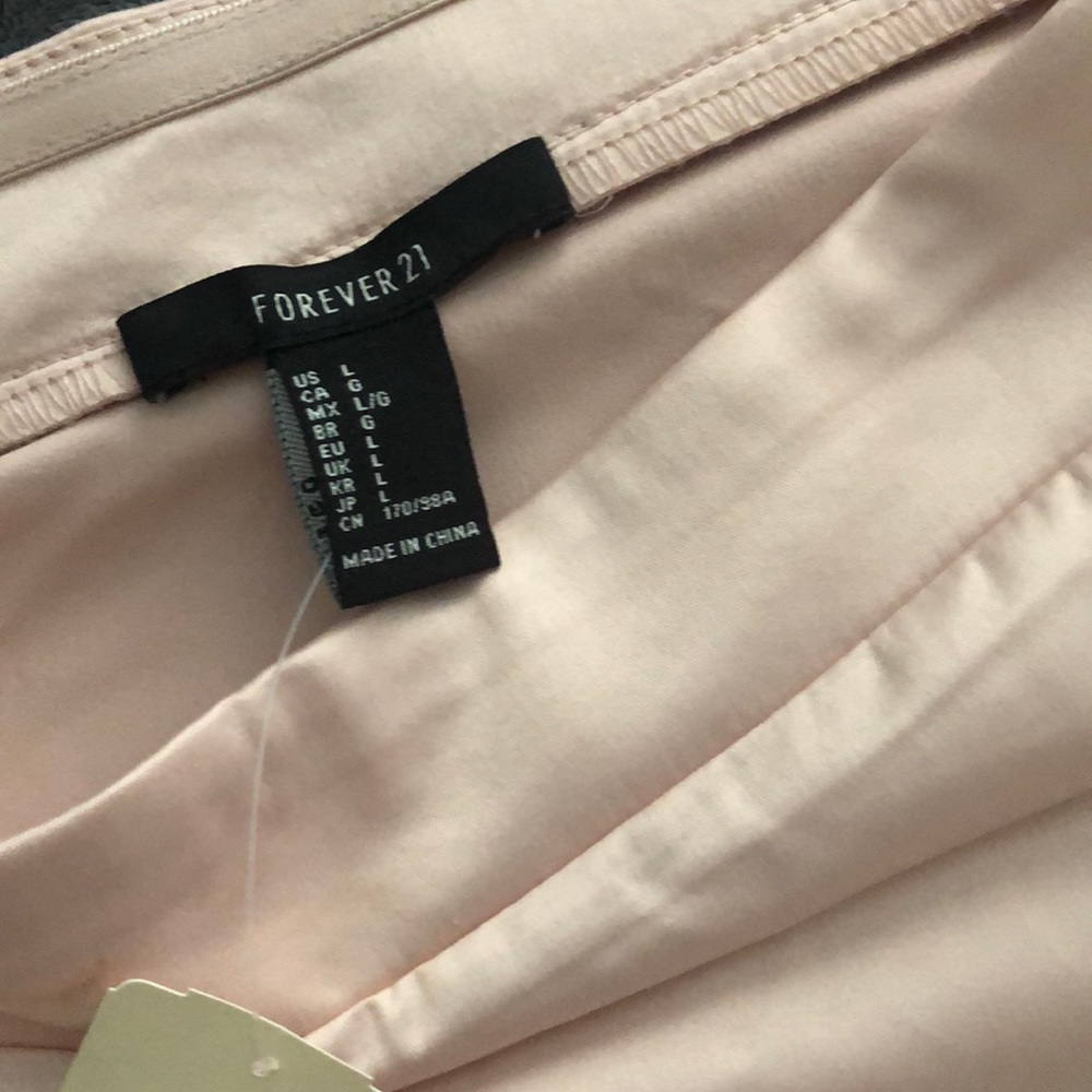 Forever 21 Shoulder top - Picture 2 of 3